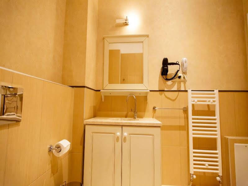 Irenes Resort Loutraki  Exterior photo